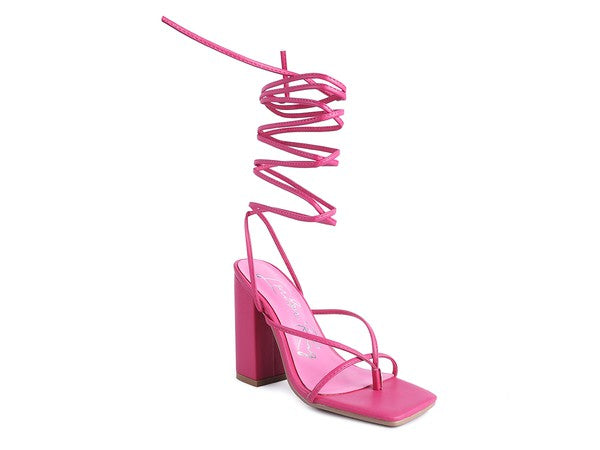 LACE UP BLOCK HEELED SANDAL